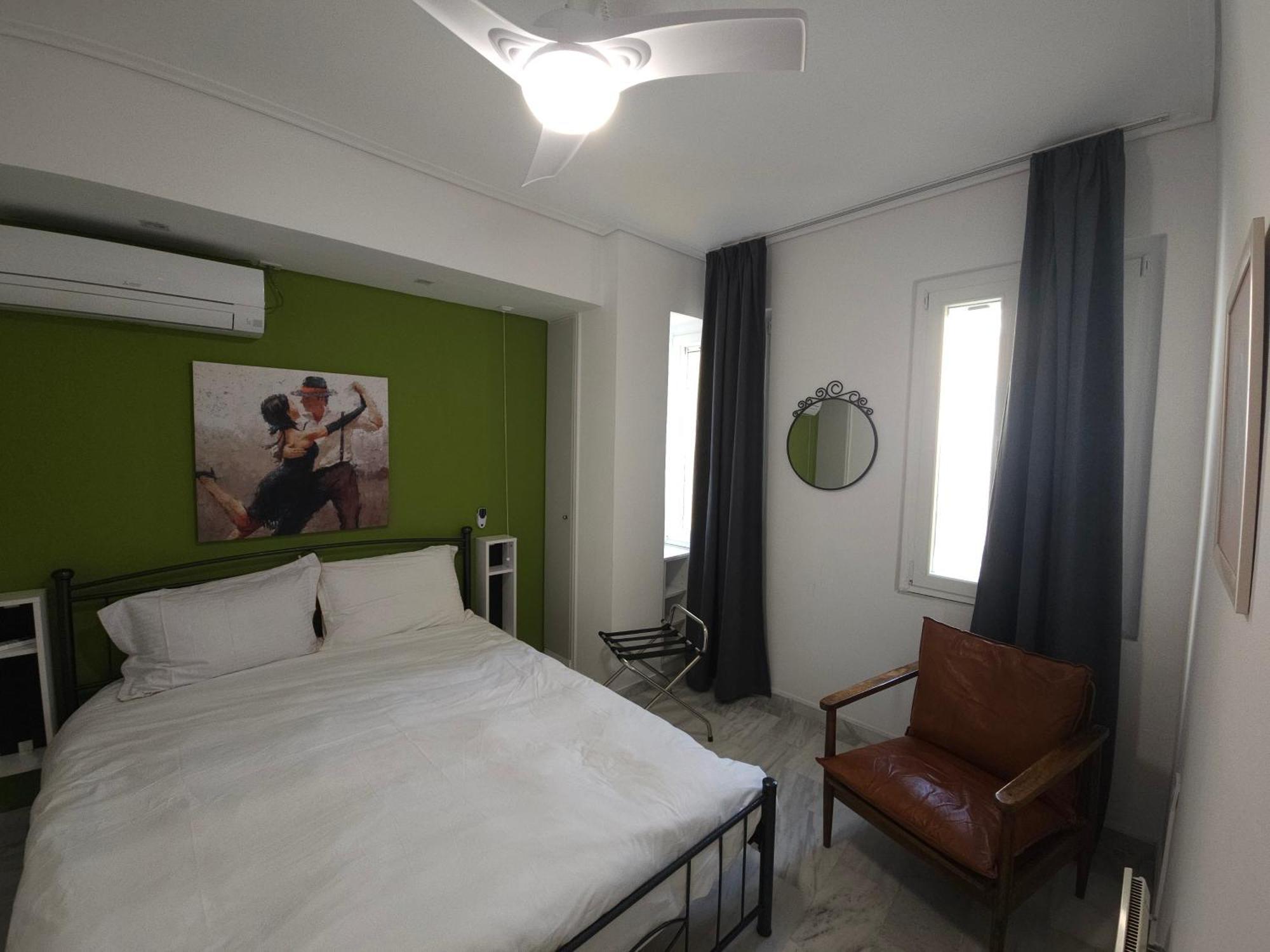 Sunny Apartment On The 2Nd Floor In Bohemian Psiri In Athens' Historic Center-In Vivo Apartments Exterior foto